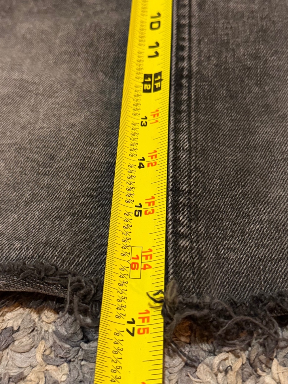 Old Navy Size 10 Black Acid Wash Raw Hem Denim Mini Skirt - Picture 6 of 6